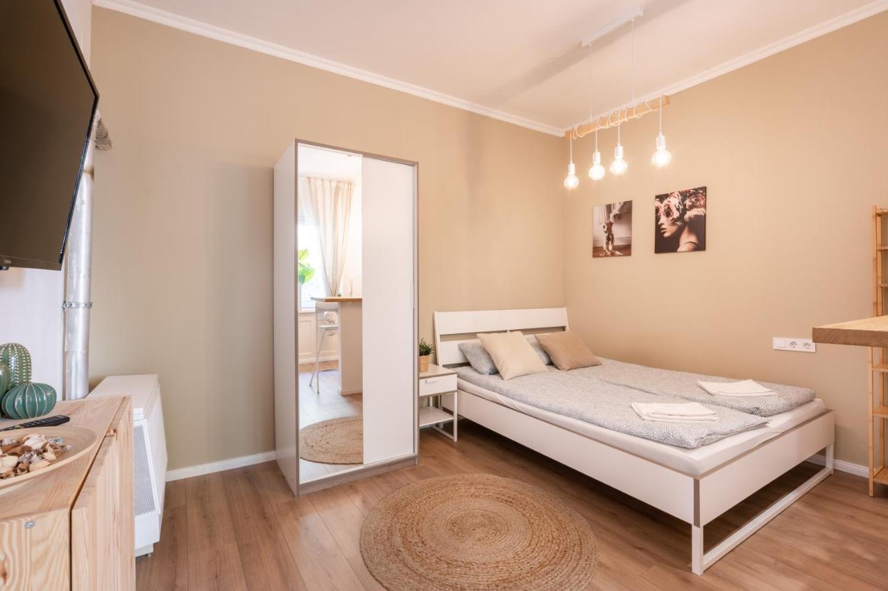 D71 Superior Apartments, Best Location, By Bqa Budapest Exterior foto