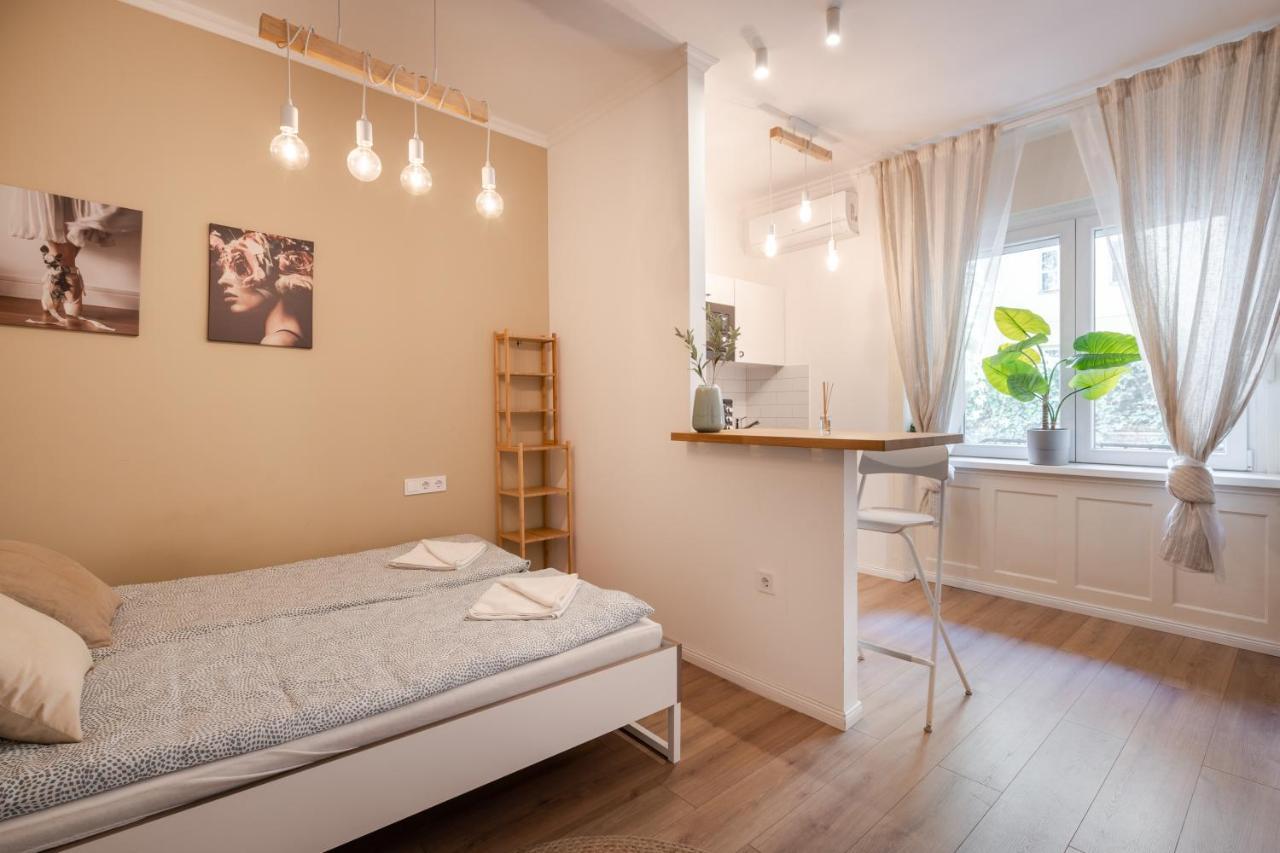 D71 Superior Apartments, Best Location, By Bqa Budapest Exterior foto