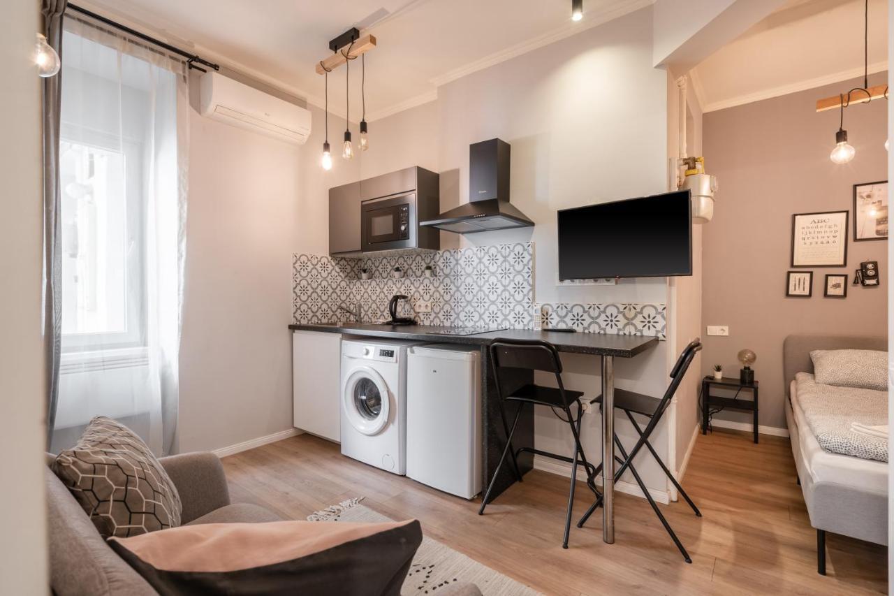 D71 Superior Apartments, Best Location, By Bqa Budapest Exterior foto